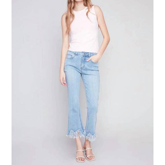 CHARLIE B Denim - NEW CHARLIE B cropped fringed hem jeans in light blue